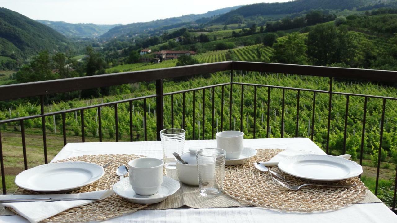 Corte Di Langa Homestay Cossano Belbo